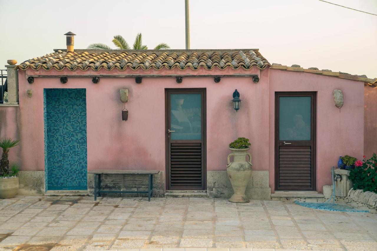 Dependance In Villa Con Piscina Ragusa Buitenkant foto